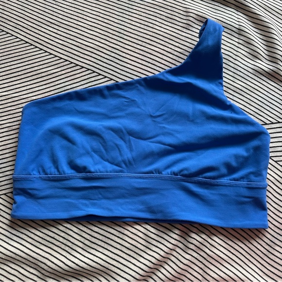 Lululemon Align asymmetrical bra A/B PDBL - Picture 2 of 5